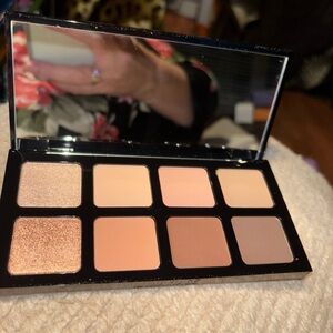 New Il Makiage Shade Addict Palette